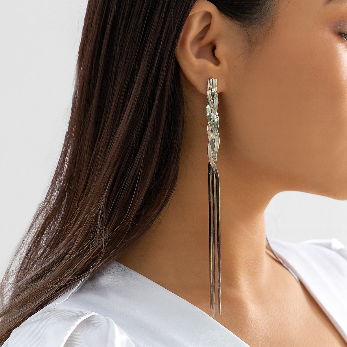 Fashionable Silver-colored Metal Chain Earring